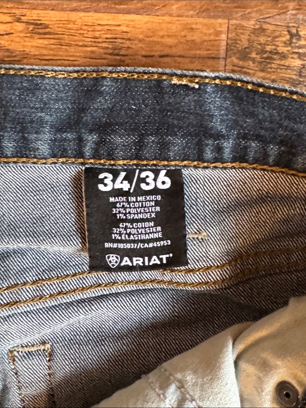 Men’s size 34W 36L ARIAT brand M4 Low Rise Boot Cut Jeans. - Picture 4 of 9